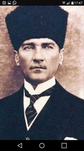 Atatürk kaç yıl yaşamıştır ?