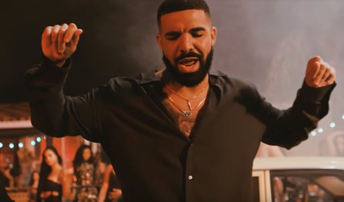 La même année, Drake enregistre Mia avec un rappeur latino. Lequel ?
