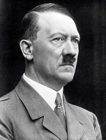 Hitler était au pouvoir en :