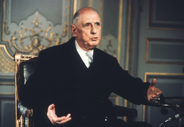 Le 9 novembre, le Général De Gaulle meurt dans sa propriété de...