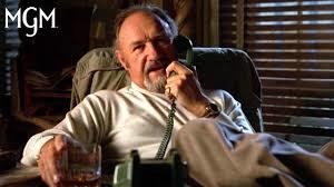 Il joue le producteur Harry Zimm, aux côtés de René Russo, Danny DeVito et John Travolta, dans ce film de 1995 ?