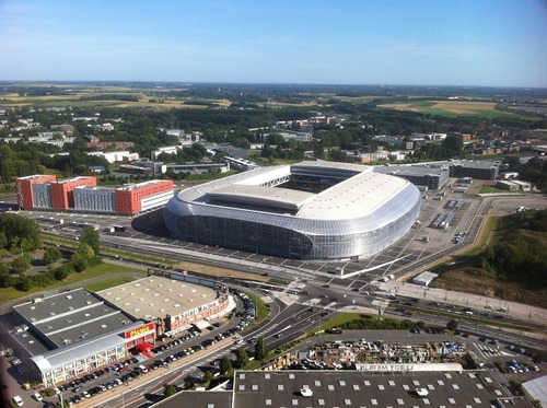 Ceci est le stade de Lille mais comment s'appelle-t-il ?