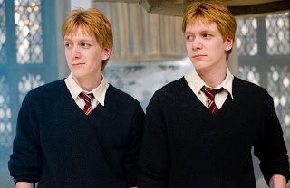 Dans quel tome les jumeaux Weasley partent de Poudlard à balais ?