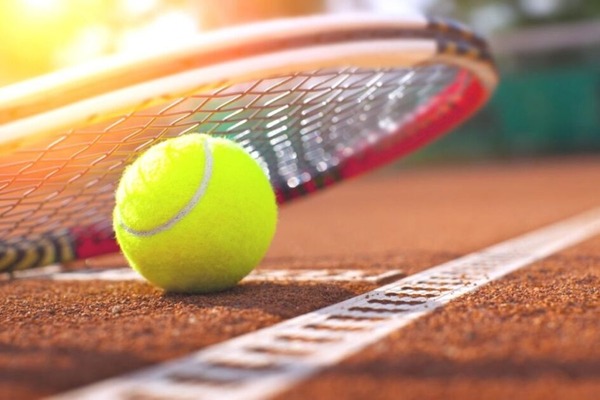 De quelle origine est le tennis ?