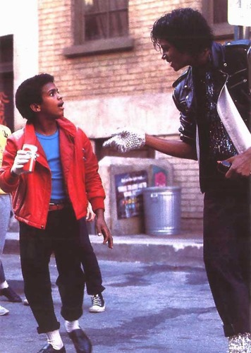 Michael Jackson a vanté les mérites de :