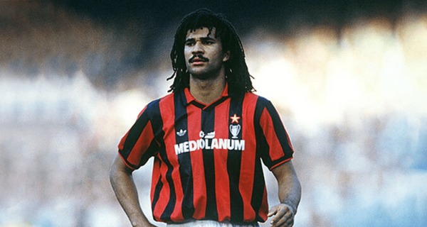 A quel club le Milan AC a-t-il acheté Ruud Gullit en 1987 ?