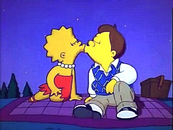 Qui est ce garçon avec lequel Lisa a échangé son premier baiser ?