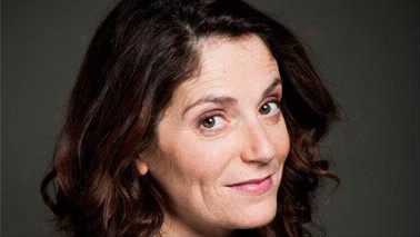 Quel est le métier de la mère d'Adam ?