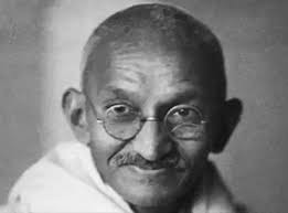 Mohandas "Mahatma" Gandhi est probablement le plus connu de ses concitoyens, de quel pays venait-il ?