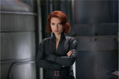 Quel personnage interprète Scarlett Johansson ?