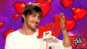 Quelle est la raison de pourquoi l'Arcom a voulu fermer NRJ12 ?