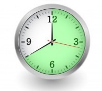 Qual a fração indicada, de acordo com as horas do relógio?