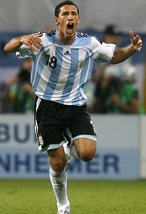 Avec un but de Maxi Rodriguez en prolongations, qui les argentins ont-ils éliminé lors de leur 8e de finale ?