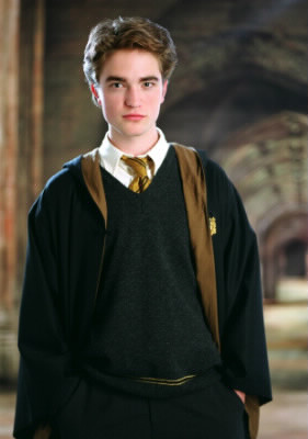 Comment s'appelle le personnage joué par Robert Pattinson dans "Harry Potter et la coupe de feu" ?