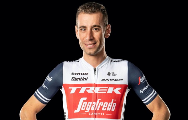 Il a gagné la Vuelta en 2010, le Giro en 2013 et 2016 et le Tour en 2014, le champion italien ?