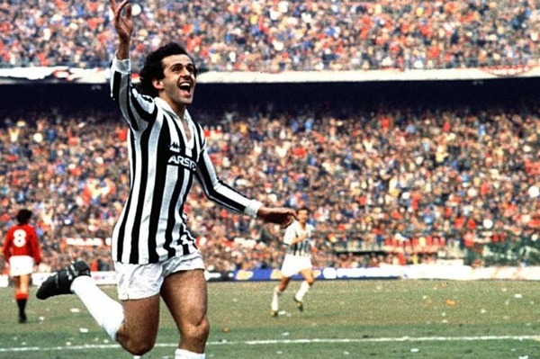 Quel était le nom du stade turinois lorsque Michel Platini évoluait à la Juventus ?