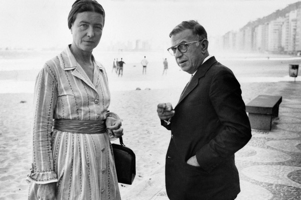 Dans quel ouvrage Simone de Beauvoir expose ses idées féministes?