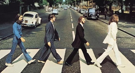 Quel groupe de musique voit-on apparaître sur cette photo ?
