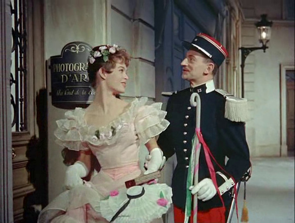 En 1955, elle est "Lucie" dans 'Les Grandes..."