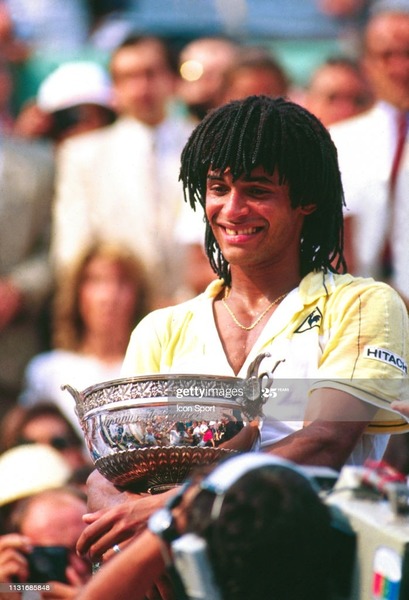 En quelle année a-t-il remporté le tournoi de Roland Garros ?