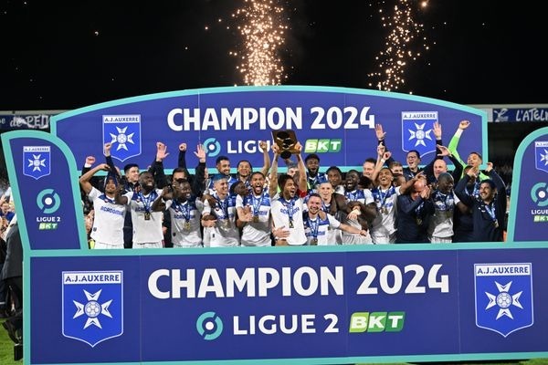 En 2024, l'AJ Auxerre remporte le Championnat de L2. Quelle équipe est son dauphin ?