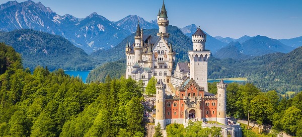 Dans quel land allemand peut-on visiter le château de Neuschwanstein ?