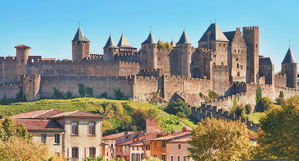 De quel département Carcassonne est-elle la préfecture ?