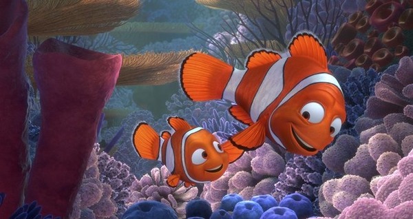 Dans « Le Monde de Nemo », à qui appartient l'aquarium dans lequel Nemo se retrouve prisonnier avec d'autres poissons ?