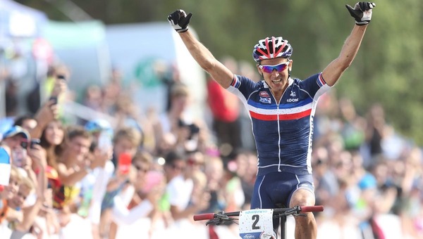 Combien de fois Julien Absalon a-t-il était champion olympique ?