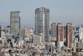Quel quartier de Tokyo est considéré comme le quartier des étrangers et des expatriés ?
