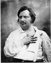 Honoré de Balzac a vu le jour à ____ et est considéré comme un des maîtres du roman français
