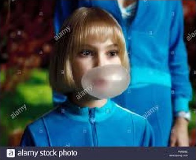 Depuis combien de temps Violet mâche-t-elle son chewing-gum ?