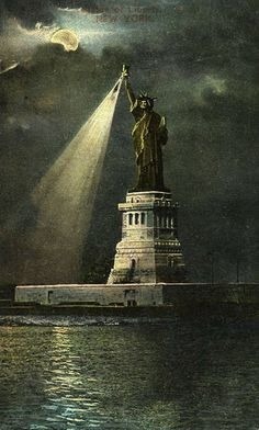 A ses débuts, la Statue de la Liberté a fait office de phare.