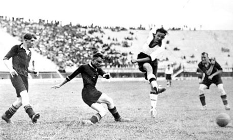 En 1934, quelle équipe devient le tout premier adversaire des allemands dans une Coupe du Monde ?
