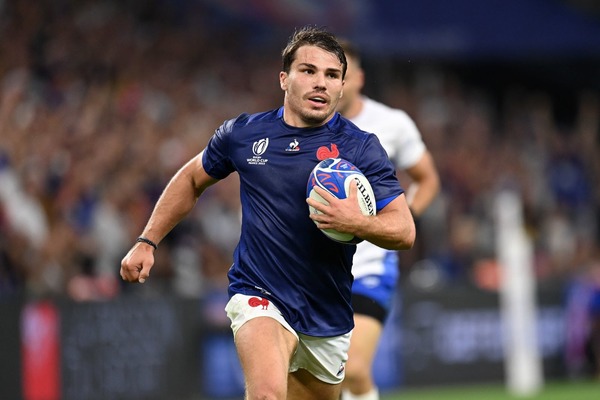 Elu meilleur joueur du Monde en 2021, qui est cette pépite du Rugby français ?