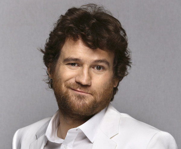 De quelle pâtisserie Olivier de Benoist a-t-il fait un célèbre sketch ?