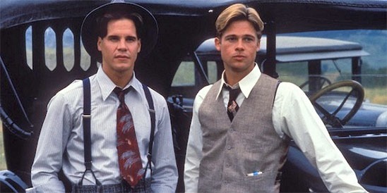 Dans quel film réalisé par Robert Redford, Brad Pitt a-t-il le rôle principal en 1992 ?