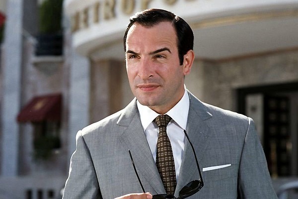 Quel est ce célèbre agent secret interprété par Jean Dujardin ?