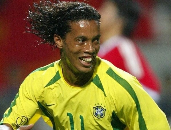 Quel était le surnom de Ronaldinho ?