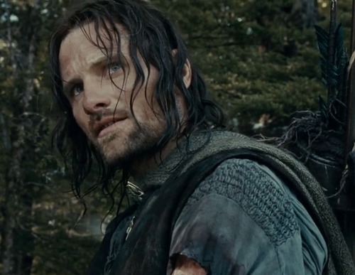 De qui Aragorn est-il amoureux ?