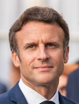 2° mandat en cours (en 2022) pour _____, président de la France