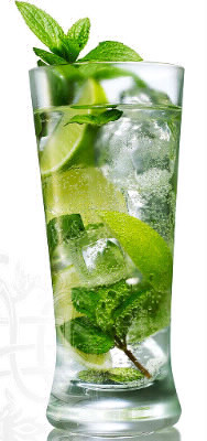 Trouvez le nom de ce cocktail : 6 cl de rhum cubain (type Bacardi), 1 citron vert, une dizaine de feuilles de menthe, eau gazeuse, 1 cuillère à soupe de sucre.