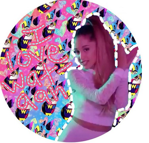 Ariana Grande'nin İnstagram adı aşagıdakilerden hangisidir?