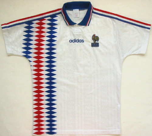 Qu'est-ce que les français ont remporté avec ce maillot ?