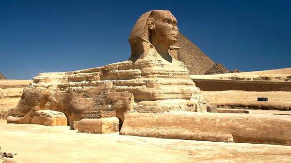 De quel animal le Sphinx de Gizeh a-t-il le corps ?