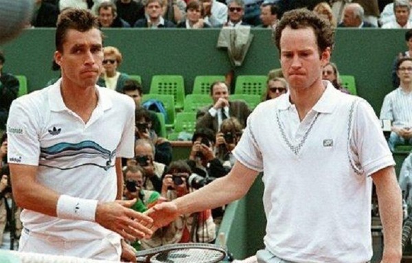 McEnroe et Lendl se sont rencontrés 36 fois durant leurs carrières. McEnroe mène 21-15 dans leurs face à face.