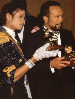 En 1984, lors de la cérémonie des Grammy Awards, combien de Grammy Michael Jackson a-t-il remporté ?