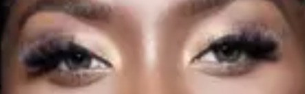 À quelle chanteuse appartiennent ces yeux ?