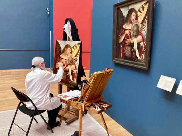 En art, il est chargé de recopier un texte ou un tableau, c'est ?