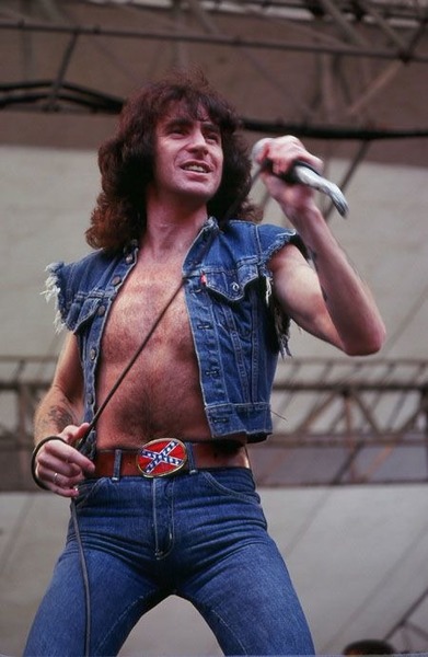 Bon Scott ?